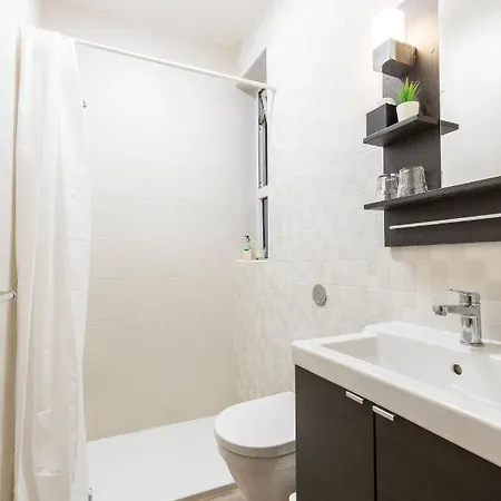 Apartmán Designer Retreat: Beautiful 2br With Balcony By 360 Estates *